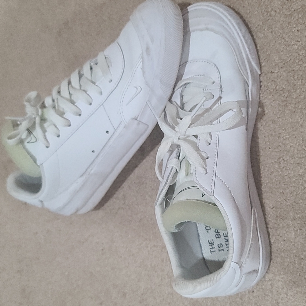 Nike white 6 1/2 Youth